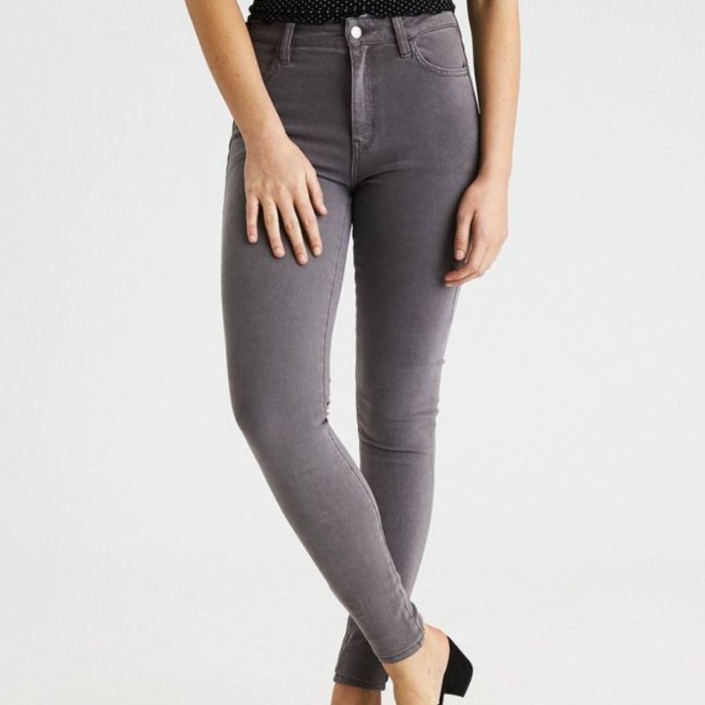 American Eagle Grey Jeans